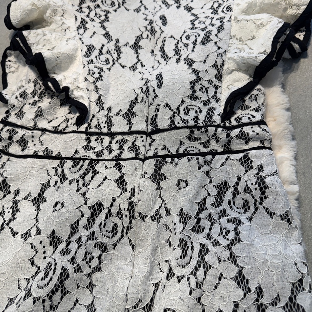 Lulu's Black and White Lace Dress -Small - Picture 10 of 16